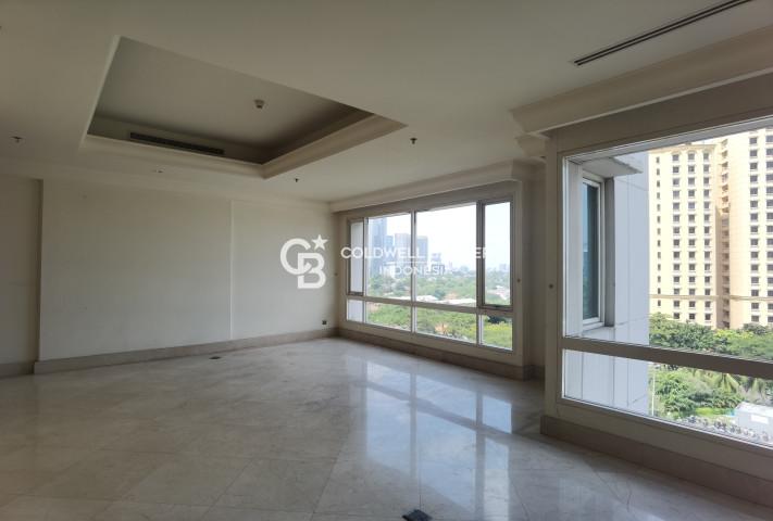 SCBD Suites Lantai 8