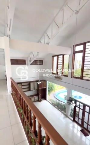 Rumah Dijual Pondok Indah 6 Kamar