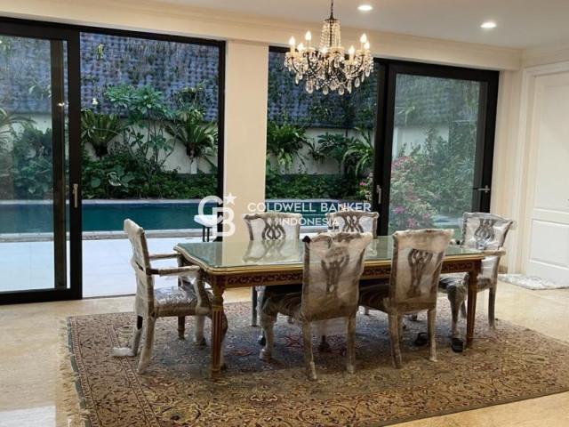 Rumah Disewakan Kemang Utara 5 Kamar