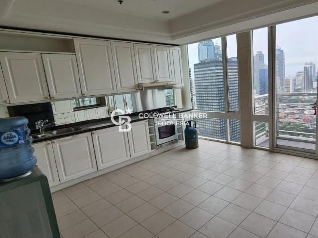 Four Seasons Tower Summer Lantai 27