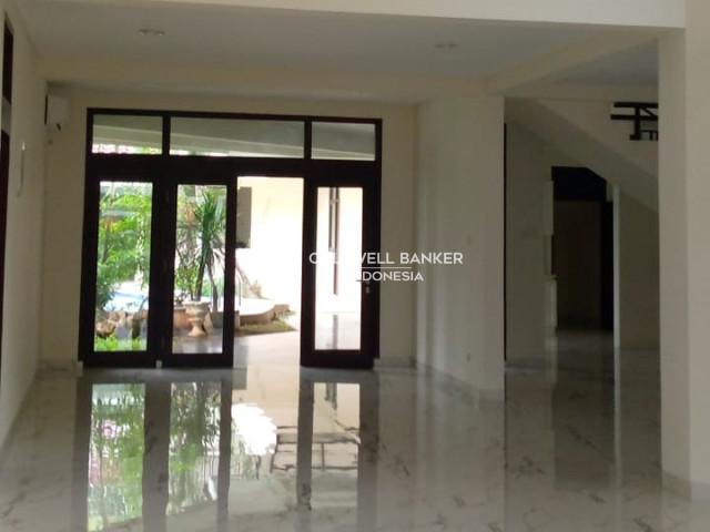 Rumah Dijual Jl. Malang Menteng 4 Kamar