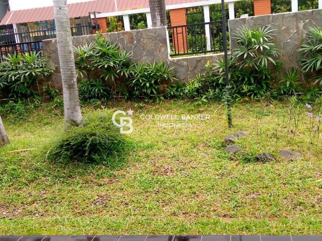 Rumah Dijual Jl. Malang Menteng 4 Kamar