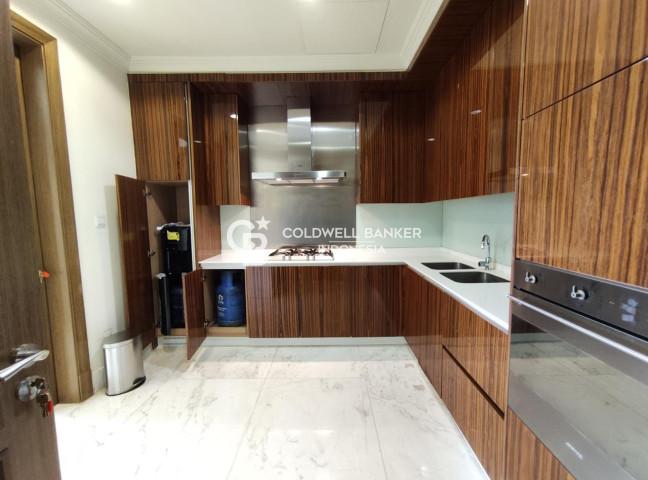 Botanica Tower 3 28th Floor