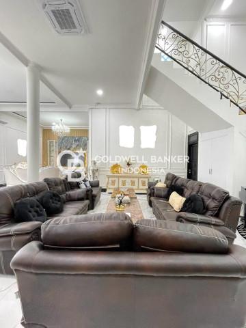 House in Serpong 7 Beds